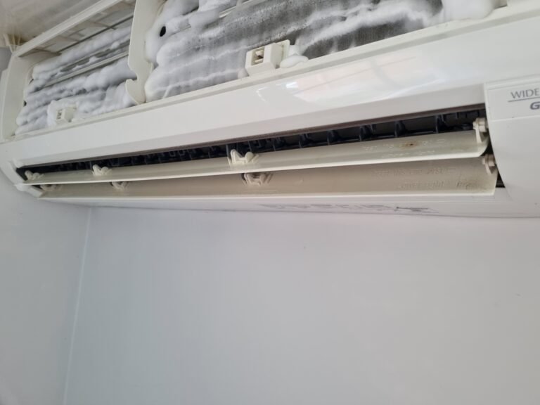 cleaning heat pump indoor unit image1