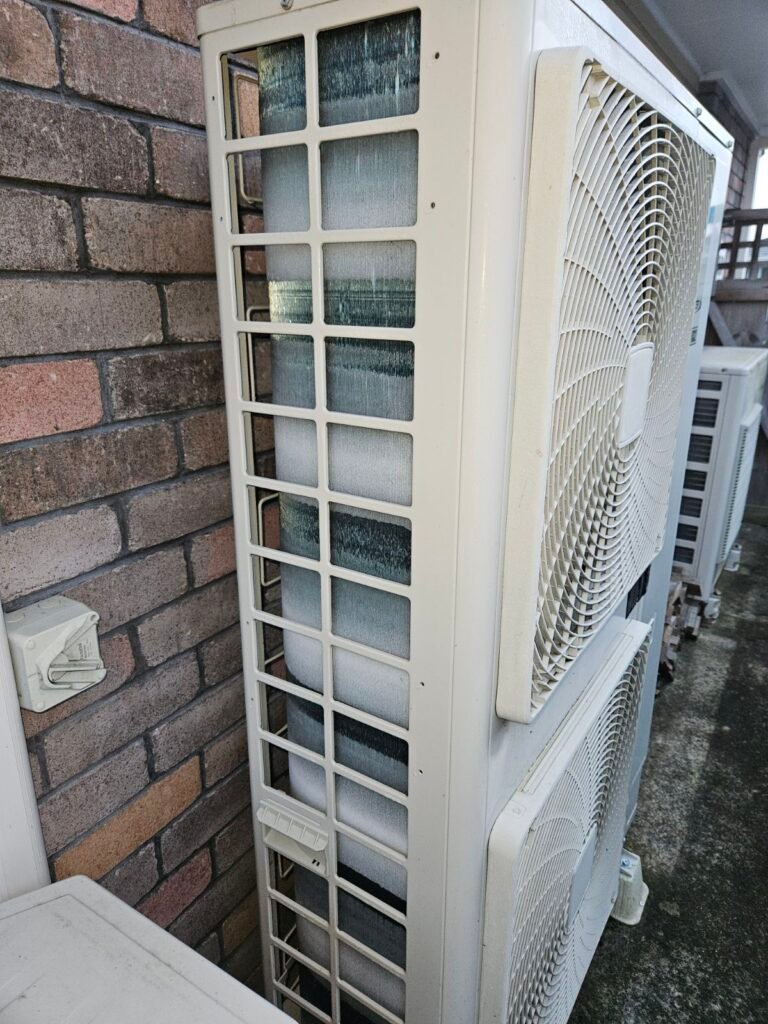 Superheat Electrical Waikato - Heat Pump, air conditioning and ventilation Services - outdoor heat pump unit defrost cycle image