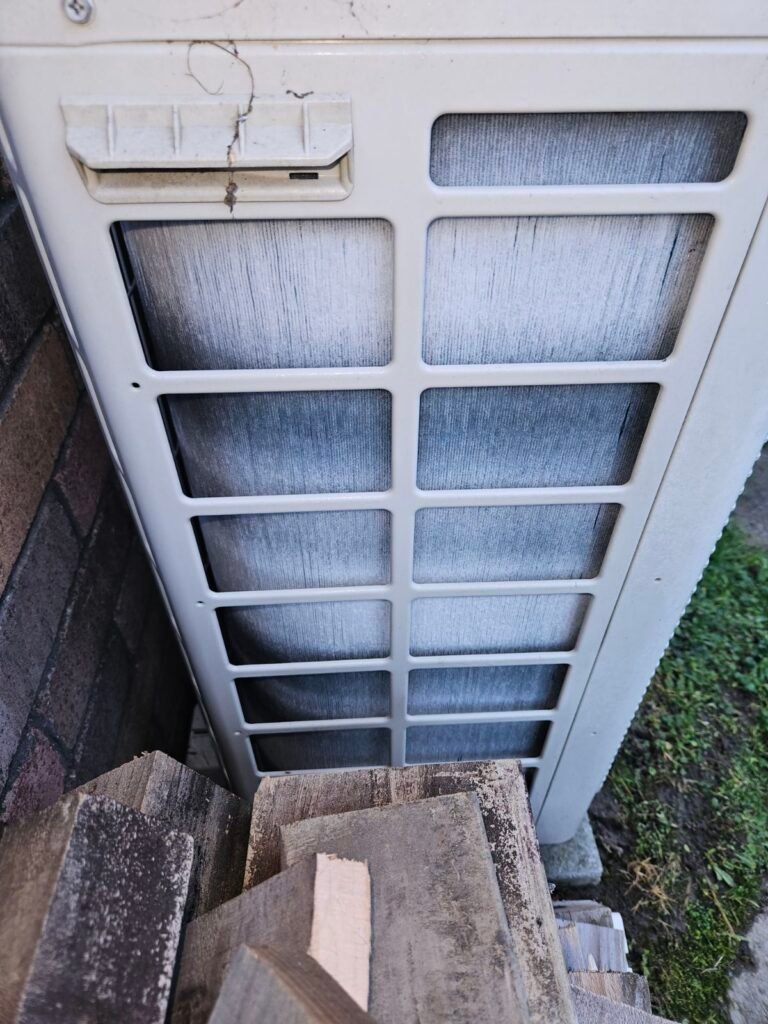 Superheat Electrical Waikato - Heat Pump, air conditioning and ventilation Services - outdoor heat pump unit defrost cycle image