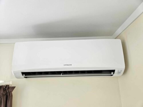Superheat Electrical Hamilton - Residential Heat Pump, air conditioning and ventilation systems - Hitachi Airhome 400 indoor unit in lounge image 1