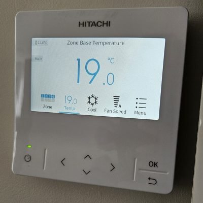 Indoor heat pump main zone control panel Hitachi airCore image