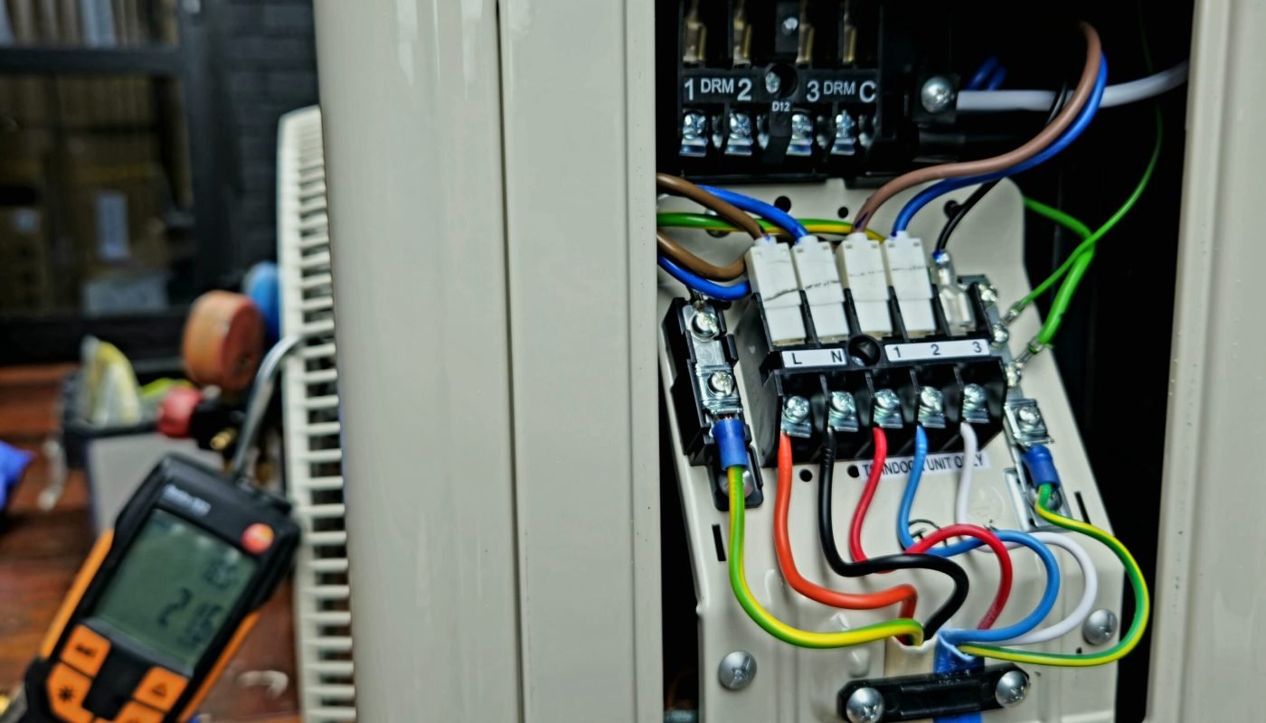 Superheat Electrical Waikato – Heat Pump, air conditioning and ventilation Services – heat pump maintenance image Superheat Electrical Waikato - Heat Pump, air conditioning and ventilation Services - heat pump maintenance image